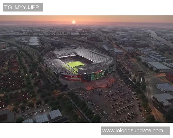 意甲激战莱比锡大胜皇马四球狂潮补时进球点燃全场热情与转会传闻